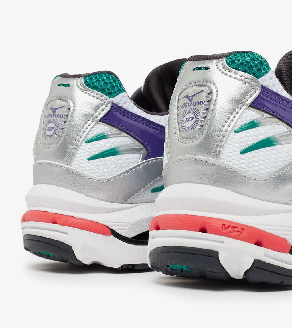 wave rider 10 white silver